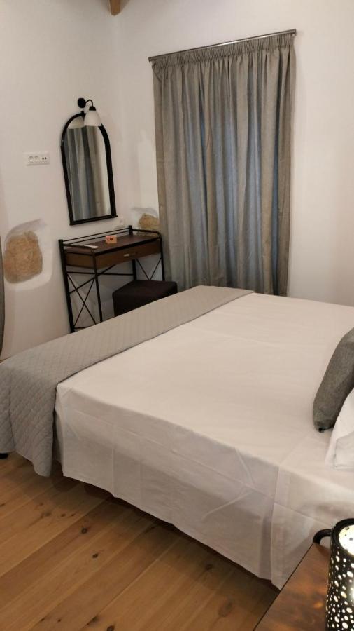 Vikou House Villa Yírion Екстериор снимка