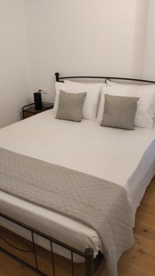Vikou House Villa Yírion Екстериор снимка
