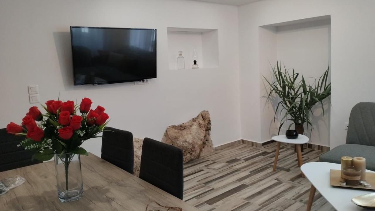Vikou House Villa Yírion Екстериор снимка