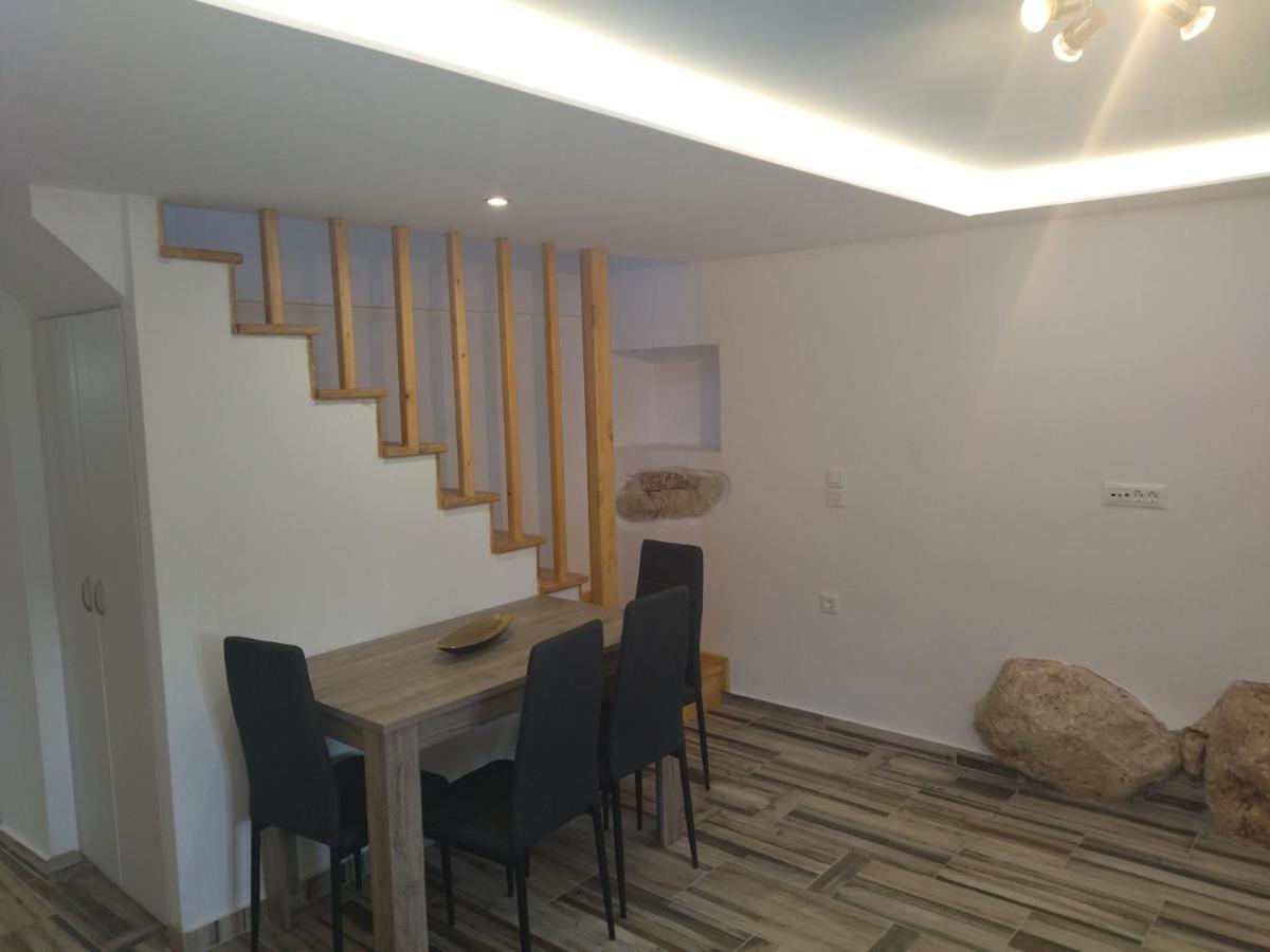 Vikou House Villa Yírion Екстериор снимка