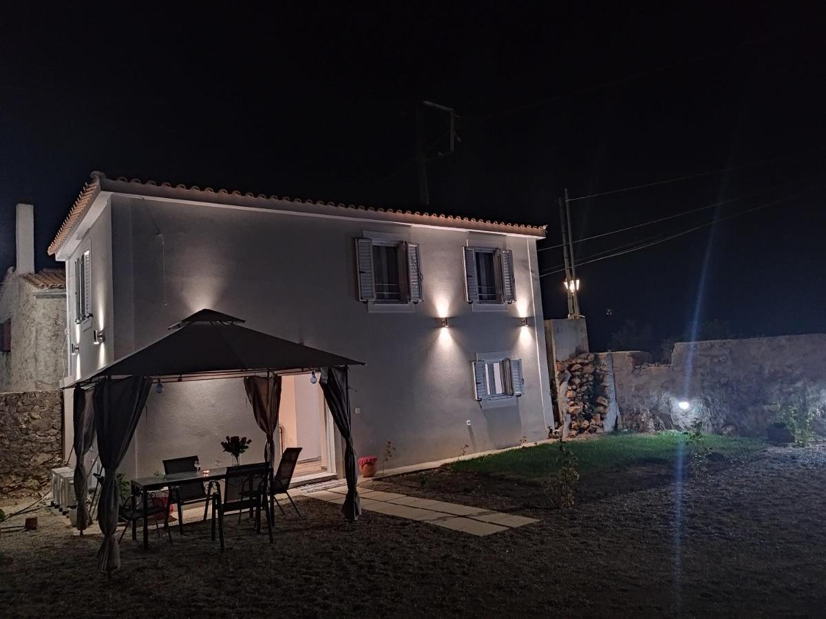 Vikou House Villa Yírion Екстериор снимка