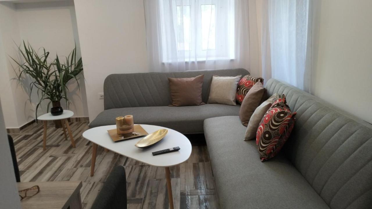 Vikou House Villa Yírion Екстериор снимка